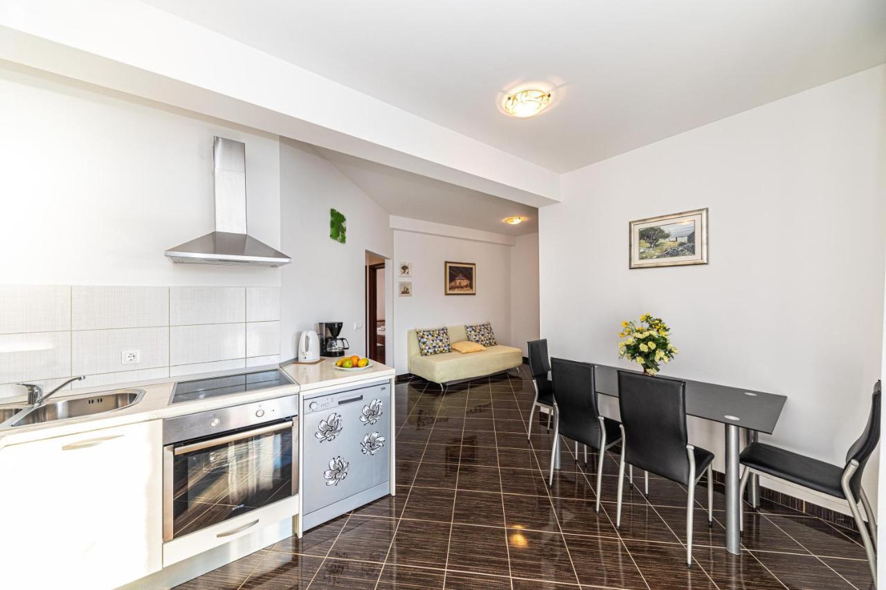Rajcic Apartments Rogoznica  Exteriér fotografie