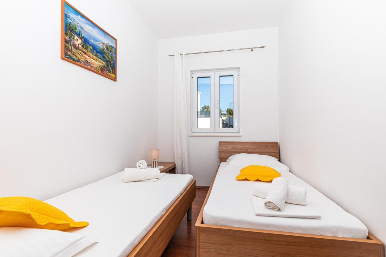 Rajcic Apartments Rogoznica  Exteriér fotografie