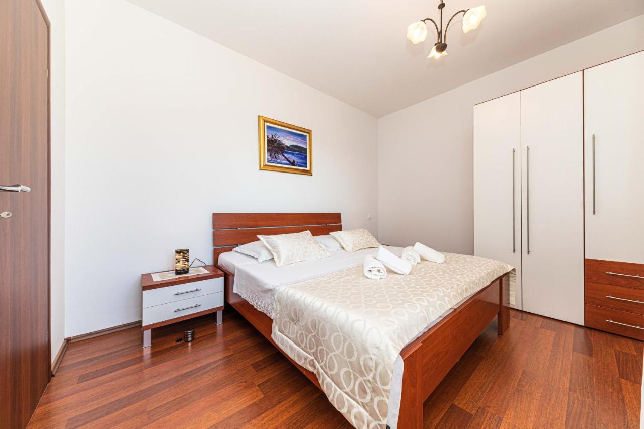Rajcic Apartments Rogoznica  Exteriér fotografie